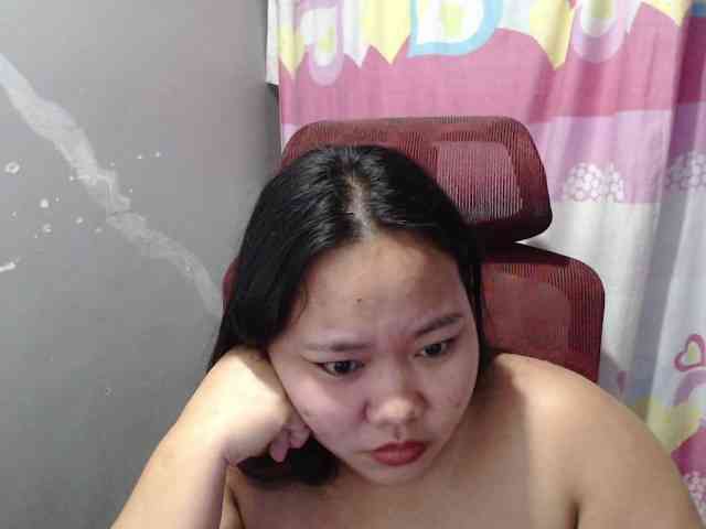 BubbleButtPinay webcam