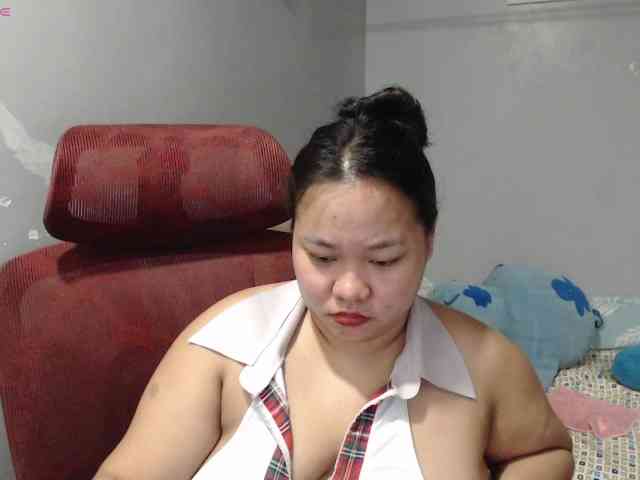 BubbleButtPinay webcam
