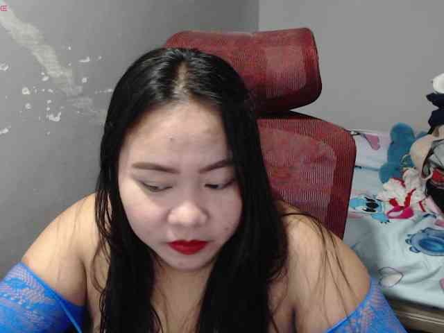 BubbleButtPinay webcam