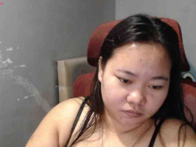 BubbleButtPinay webcam