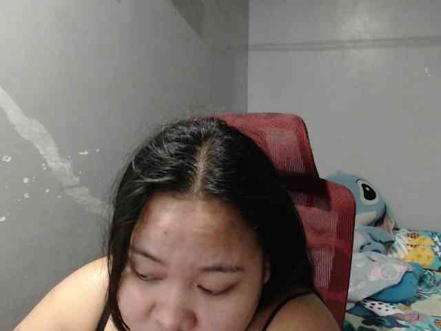 BubbleButtPinay webcam