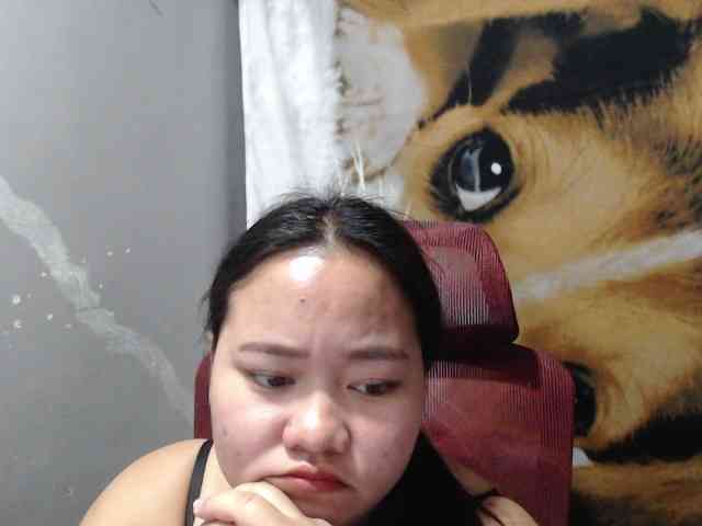 BubbleButtPinay webcam