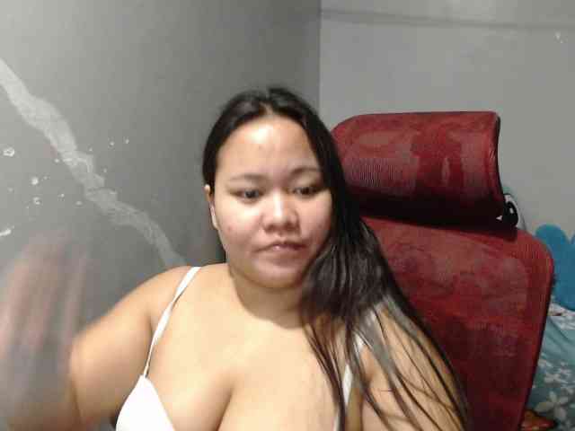BubbleButtPinay webcam