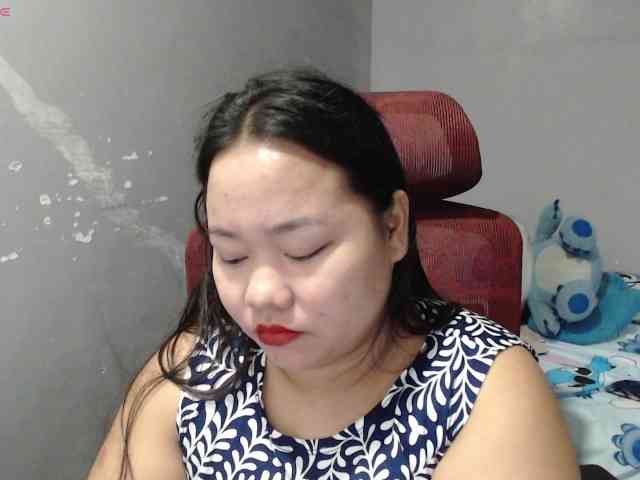 BubbleButtPinay webcam
