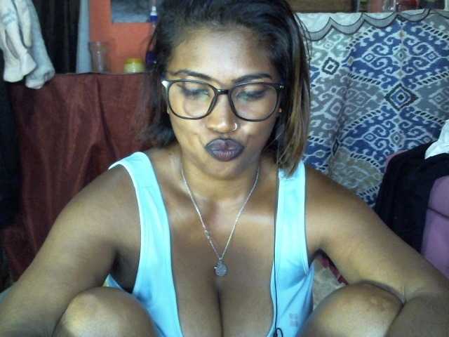 butterfly007's BongaCams show and profile