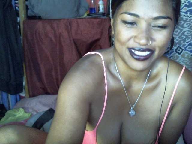 butterfly007's BongaCams show and profile