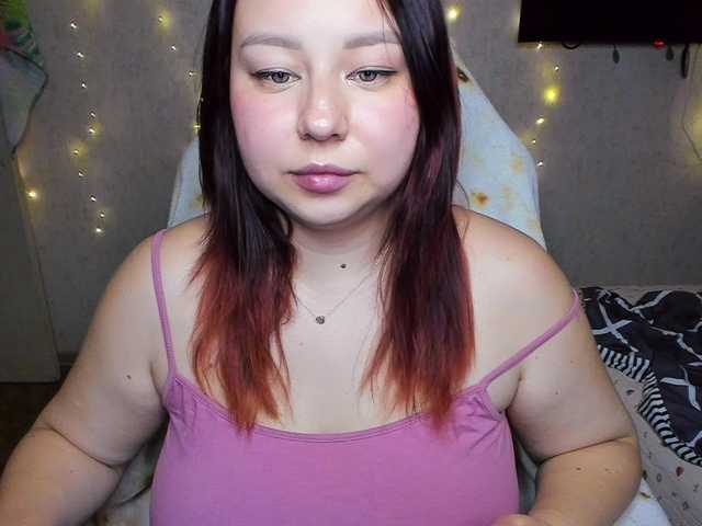 MilkaFoxy live cam on BongaCams