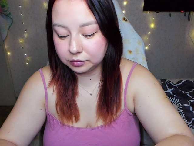MilkaFoxy live cam on BongaCams