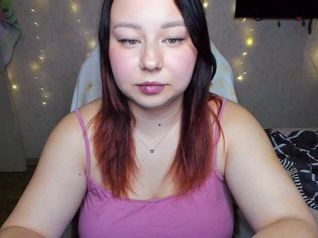MilkaFoxy live cam on BongaCams