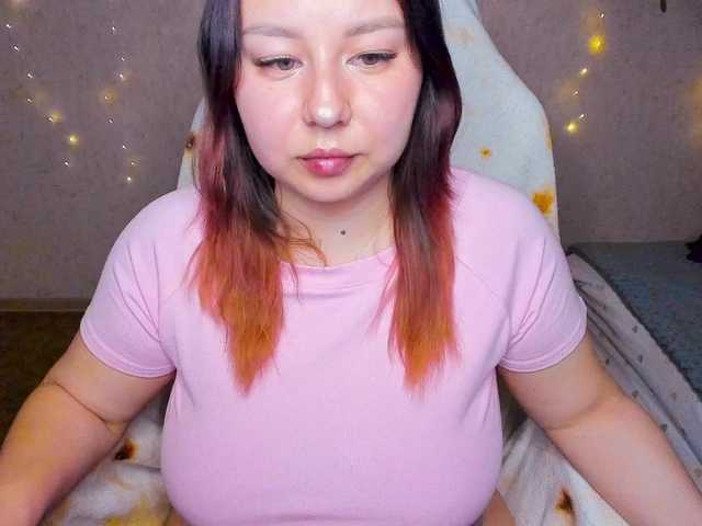MilkaFoxy live cam on BongaCams