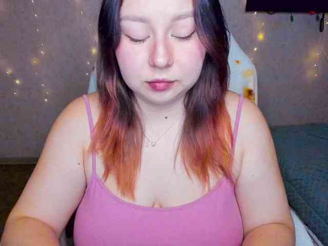 MilkaFoxy webcam