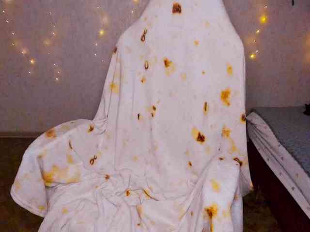 MilkaFoxy webcam