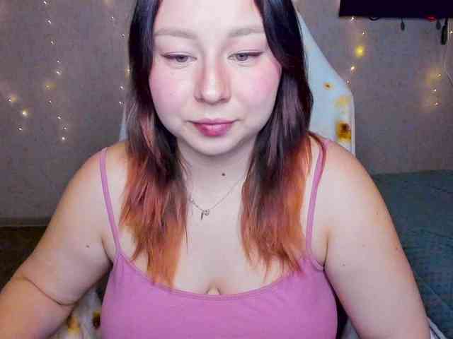 MilkaFoxy webcam