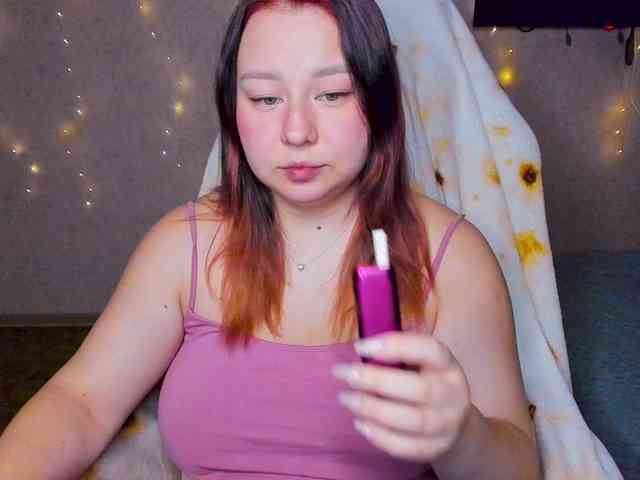 MilkaFoxy webcam