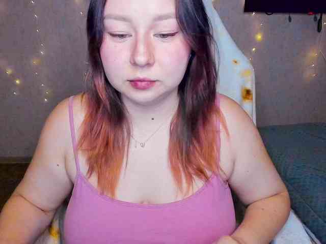 MilkaFoxy webcam