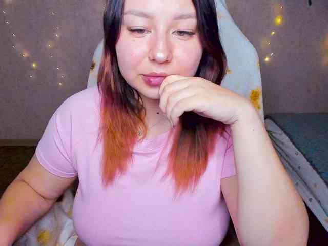 MilkaFoxy webcam