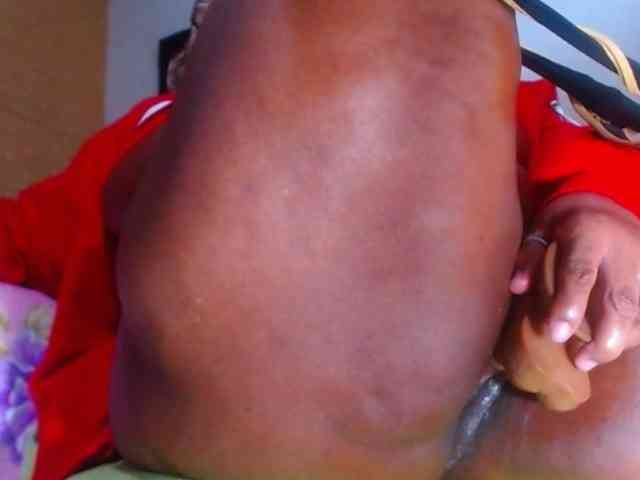 naughtybigass webcam