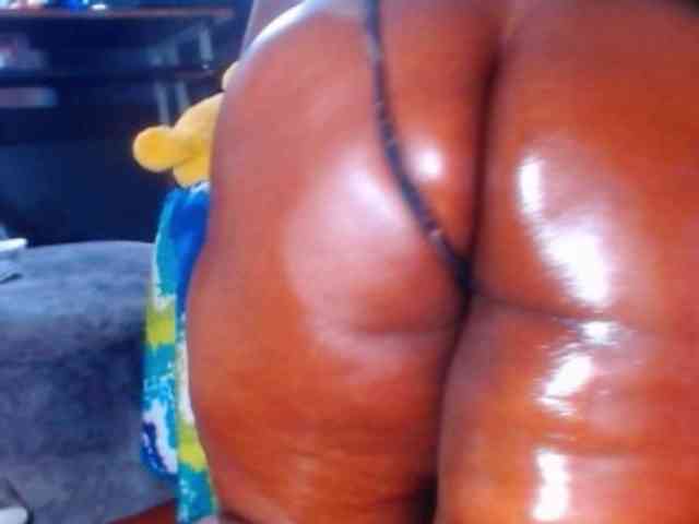 naughtybigass webcam