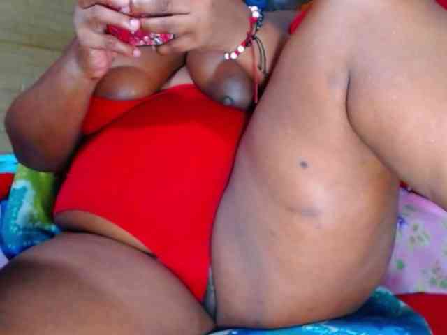 naughtybigass webcam