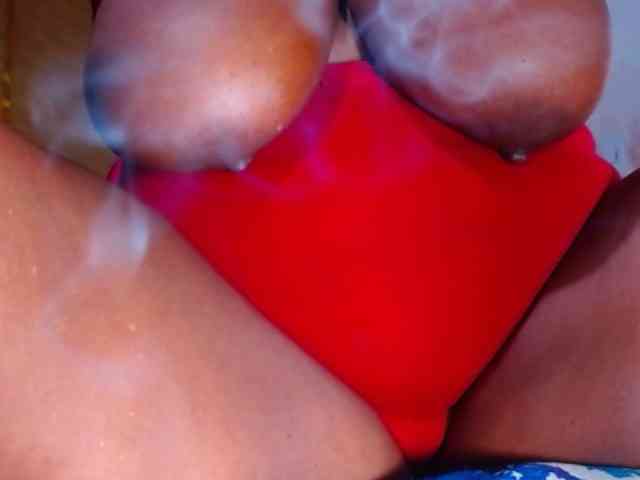 naughtybigass webcam
