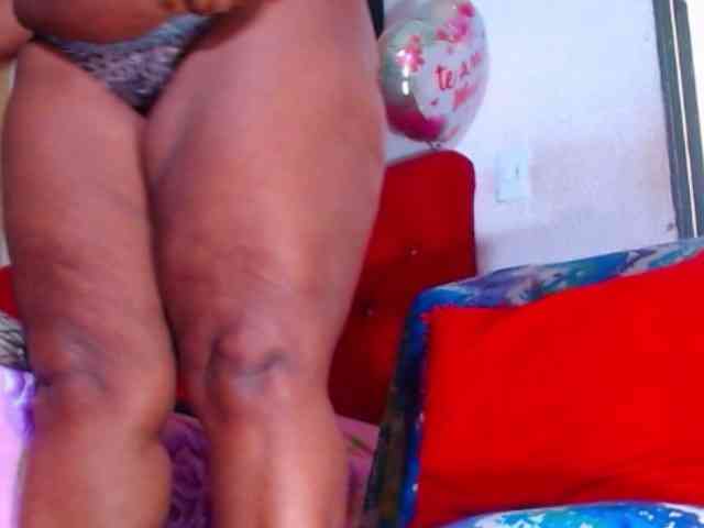 naughtybigass webcam