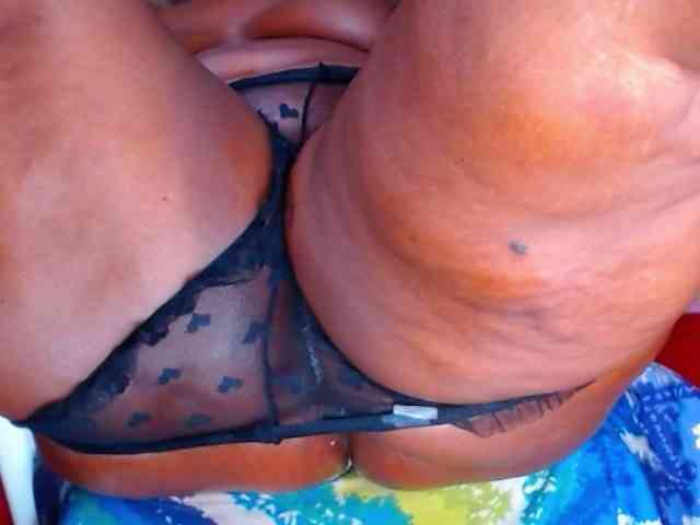 naughtybigass webcam