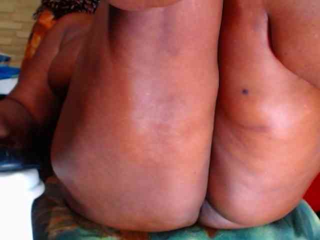 sofi-squirtwild webcam