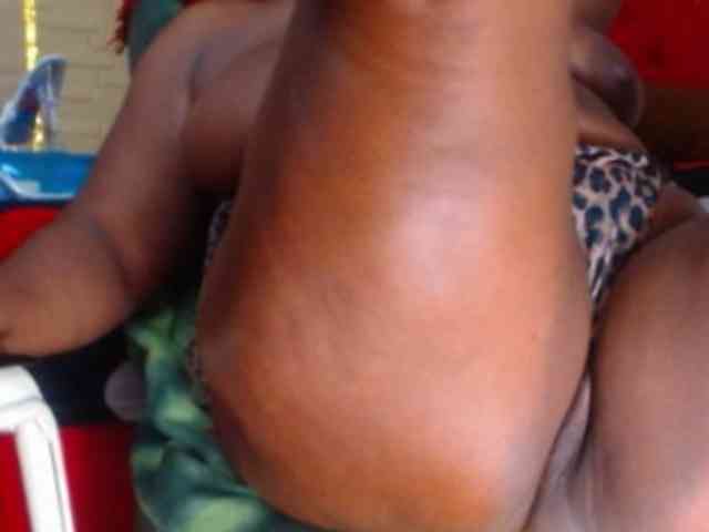 wildsquirtsofi webcam