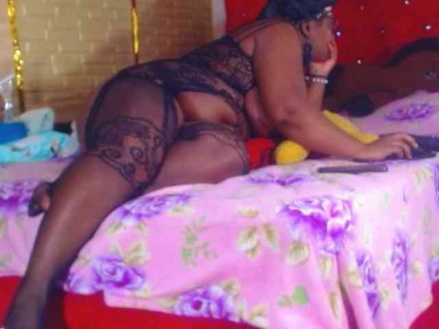 wildsquirtsofi webcam