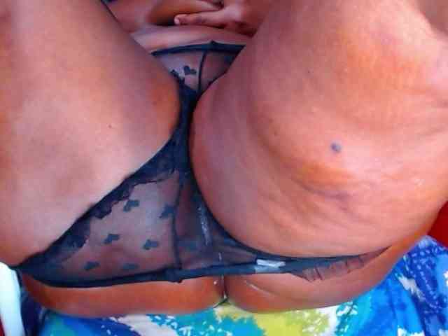 naughtybigass webcam