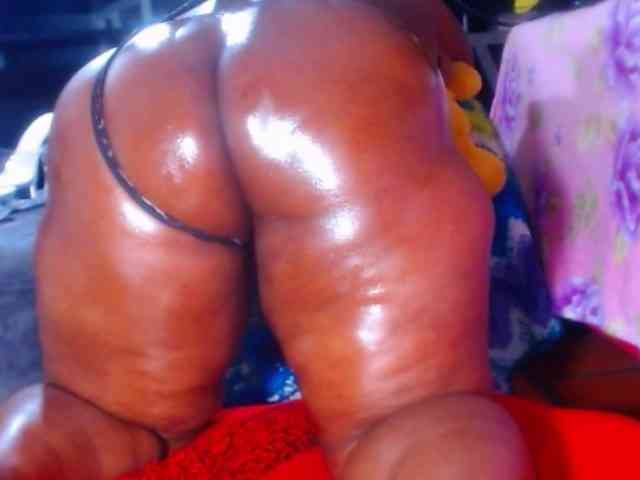 naughtybigass webcam