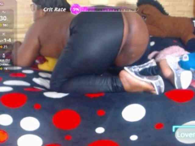 hot-blackassmia