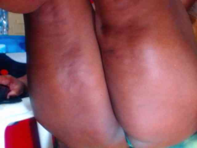 wildsquirtsofi webcam