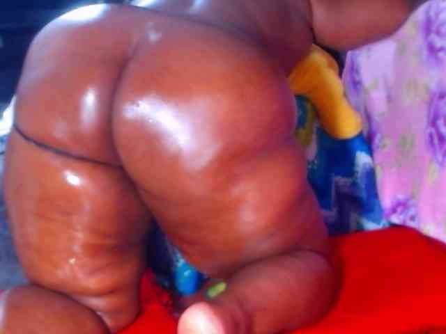 naughtybigass webcam