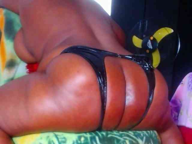 naughtybigass webcam