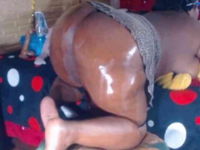 wildsquirtsofi webcam