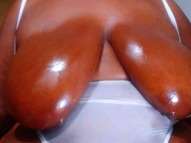 sofi-squirtwild webcam
