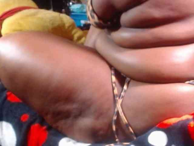wildsquirtsofi webcam