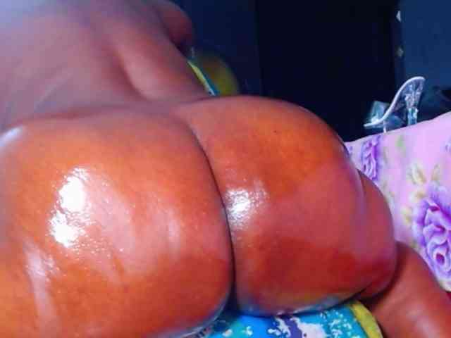 naughtybigass webcam