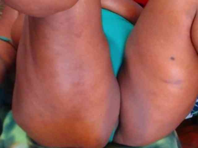 naughtybigass webcam