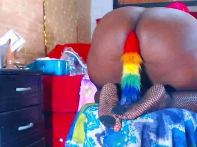 naughtybigass webcam