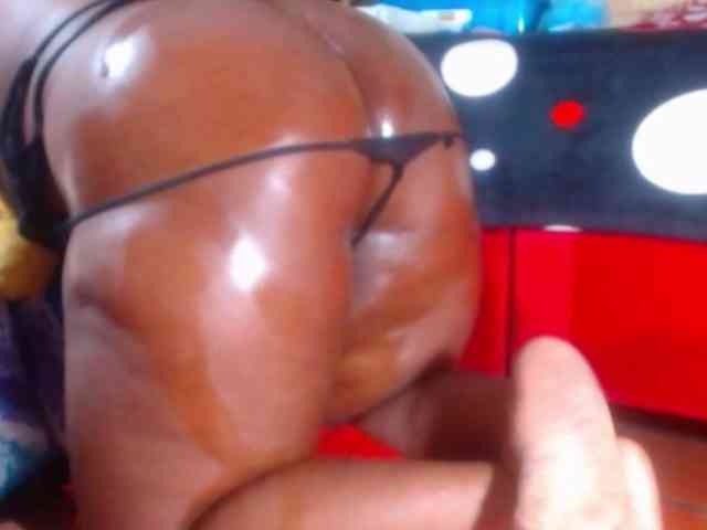wildsquirtsofi webcam