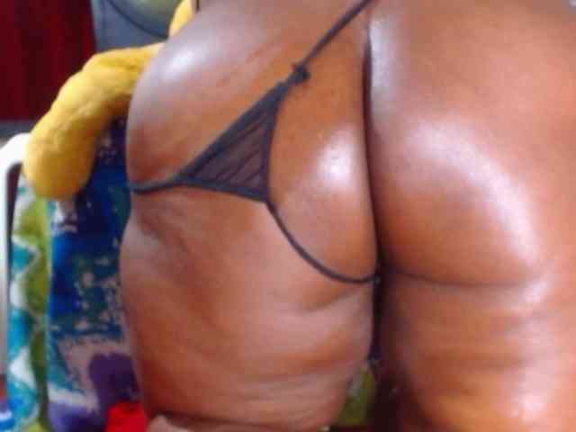 wildsquirtsofi webcam