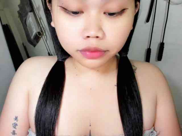 Perky_Ashley