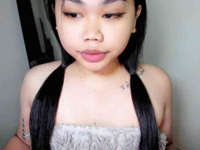 Perky_Ashley