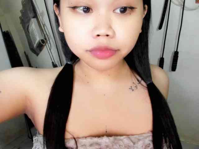 Perky_Ashley