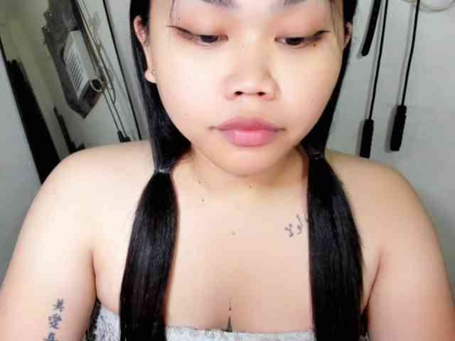 Perky_Ashley