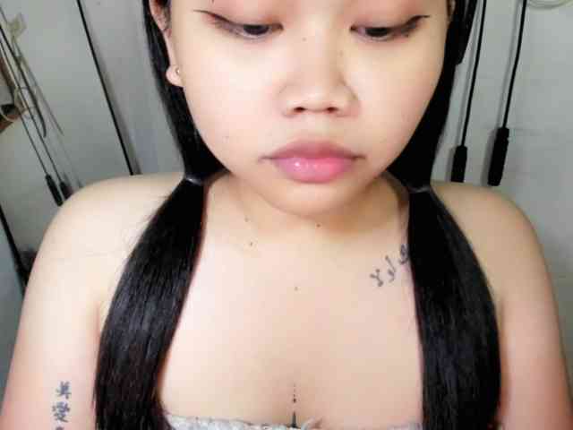 Perky_Ashley