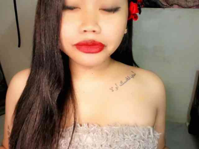 HeavenlyAshleyxx Live Webcam on BongaCams