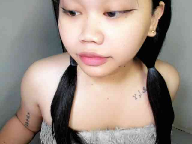Perky_Ashley